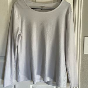 White long-sleeve shirt